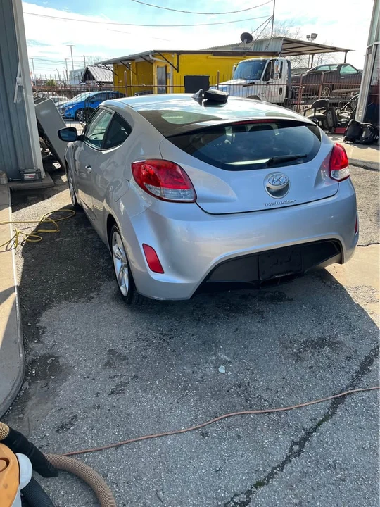 2012 Hyundai Veloster - Image 6 of 10