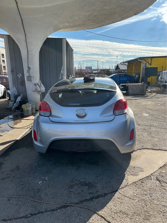 2012 Hyundai Veloster - Image 4 of 10