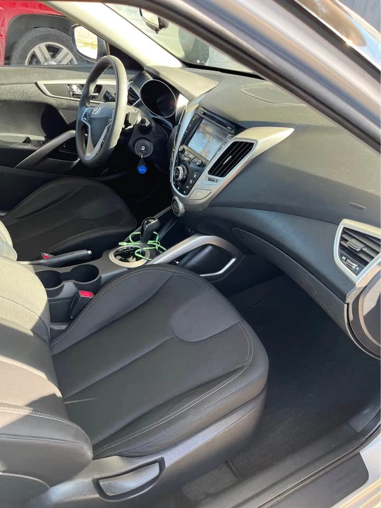 2012 Hyundai Veloster - Image 8 of 10