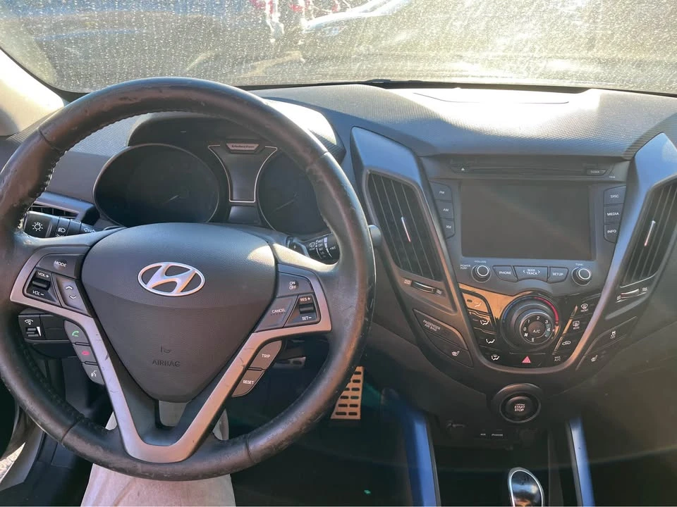2012 Hyundai Veloster - Image 9 of 9