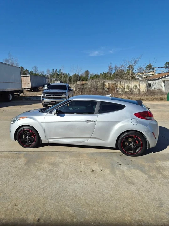 2012 Hyundai Veloster - Image 8 of 17