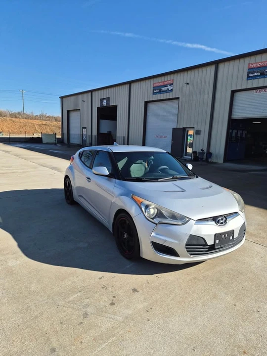 2012 Hyundai Veloster - Image 3 of 17