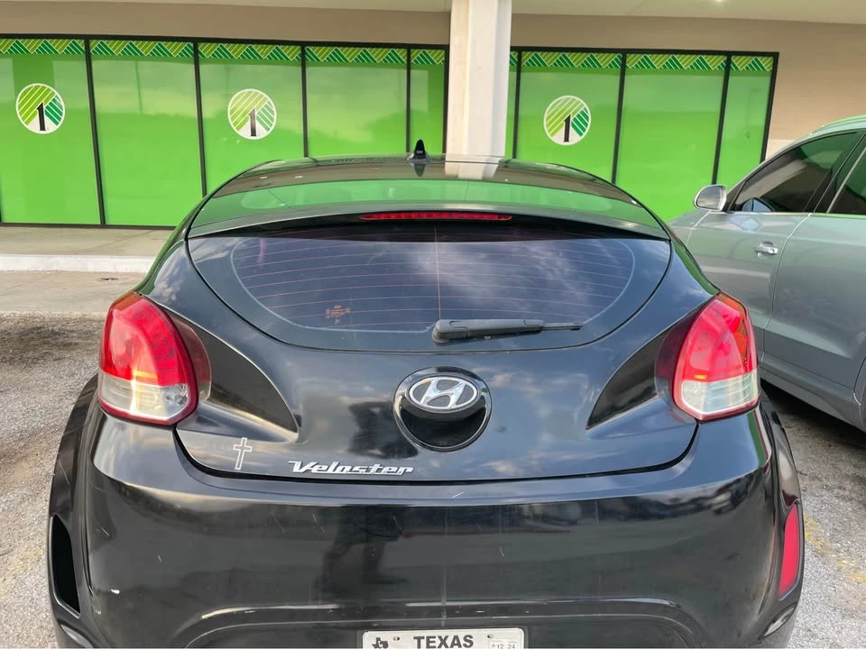 2012 Hyundai Veloster - Image 4 of 10