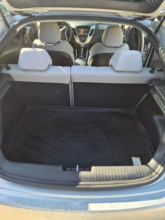 2012 Hyundai Veloster - Image 17 of 17