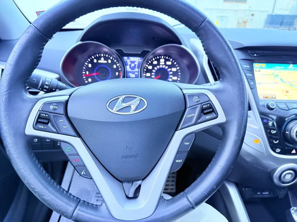 2012 Hyundai Veloster - Image 15 of 18