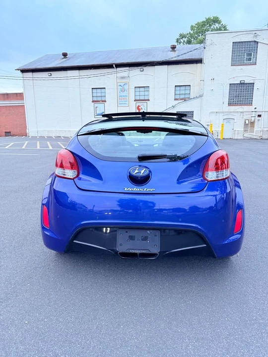 2012 Hyundai Veloster - Image 5 of 18