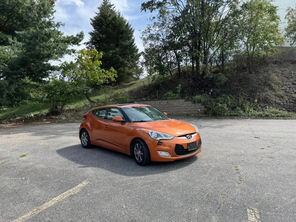 2012 Hyundai Veloster - Image 5 of 14