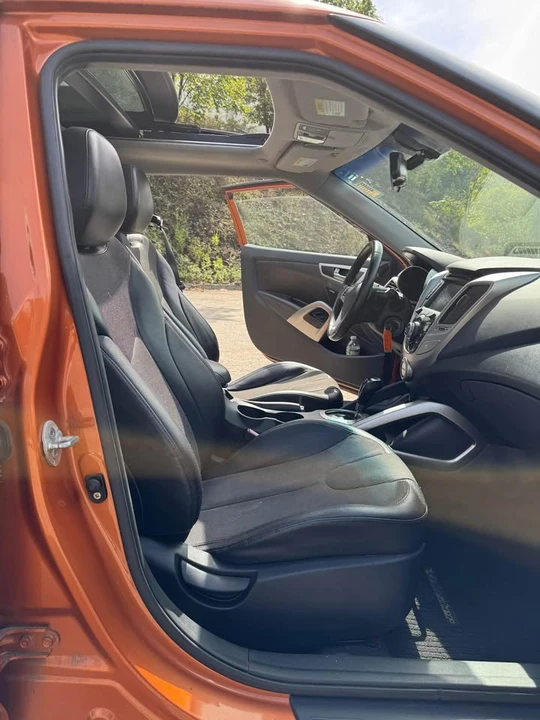 2012 Hyundai Veloster - Image 3 of 14