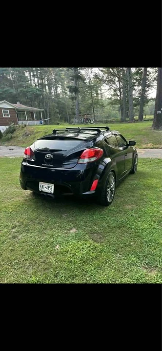 2012 Hyundai Veloster - Image 4 of 4