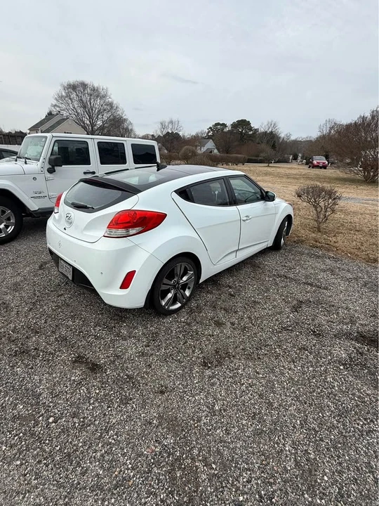 2012 Hyundai Veloster - Image 4 of 9