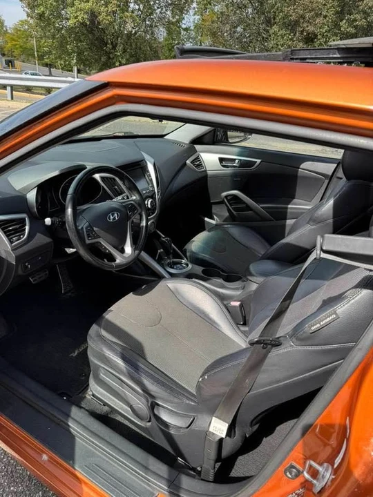 2012 Hyundai Veloster - Image 7 of 14