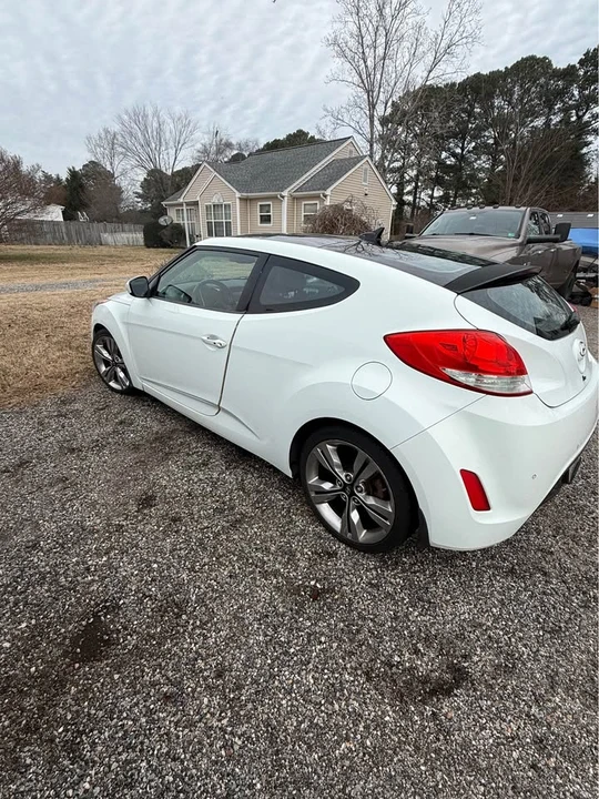2012 Hyundai Veloster - Image 3 of 9