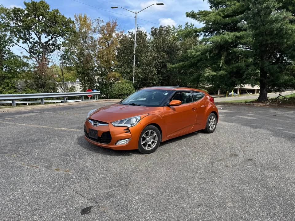 2012 Hyundai Veloster - Image 8 of 14