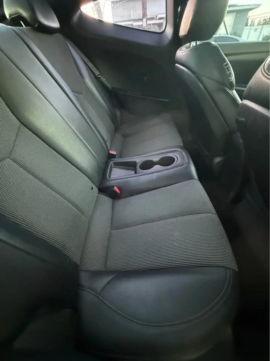 2012 Hyundai Veloster - Image 15 of 16