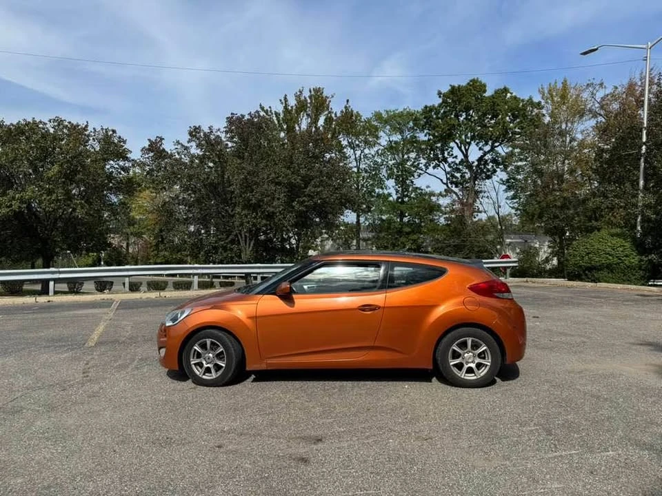 2012 Hyundai Veloster - Image 13 of 14