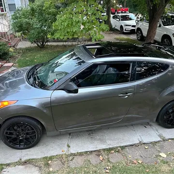 2012 Hyundai Veloster 2.0 Coupe
