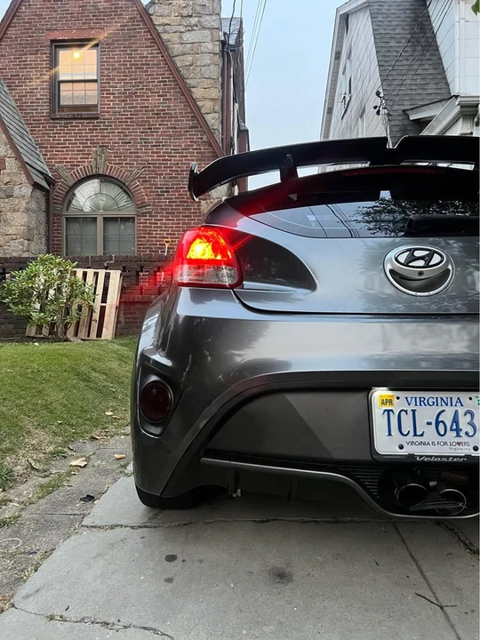 2012 Hyundai Veloster - Image 6 of 7