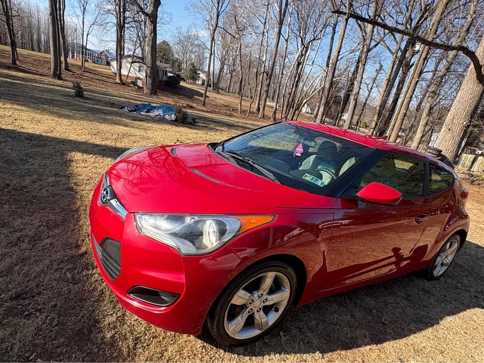 2012 Hyundai Veloster - Image 15 of 19