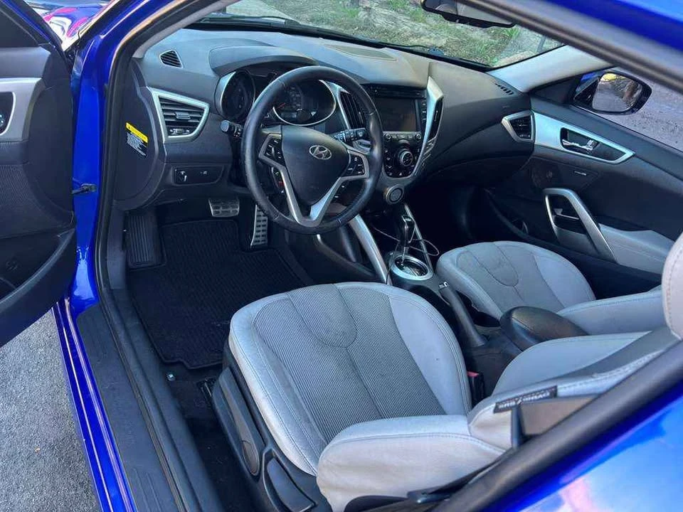 2012 Hyundai Veloster - Image 6 of 10