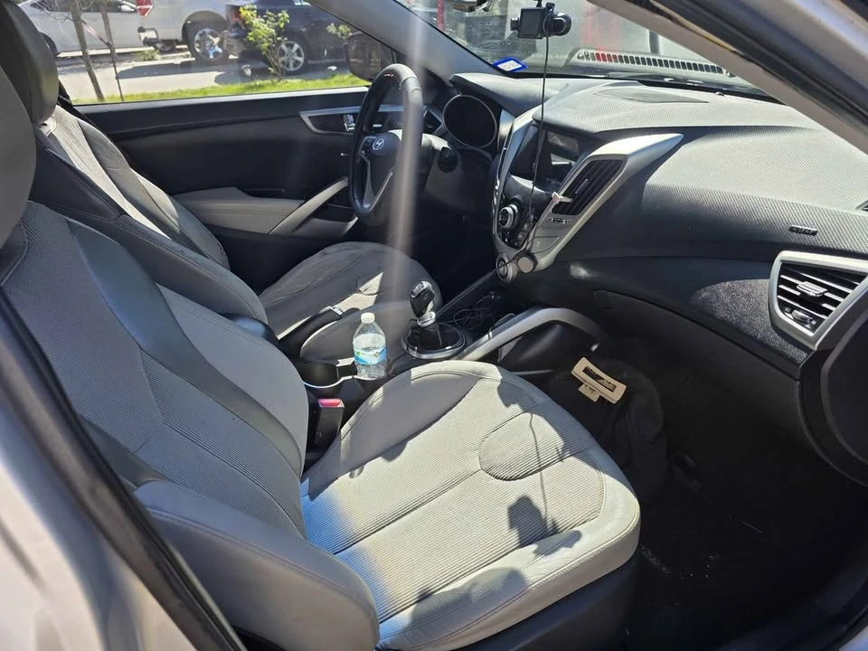 2012 Hyundai Veloster - Image 6 of 6