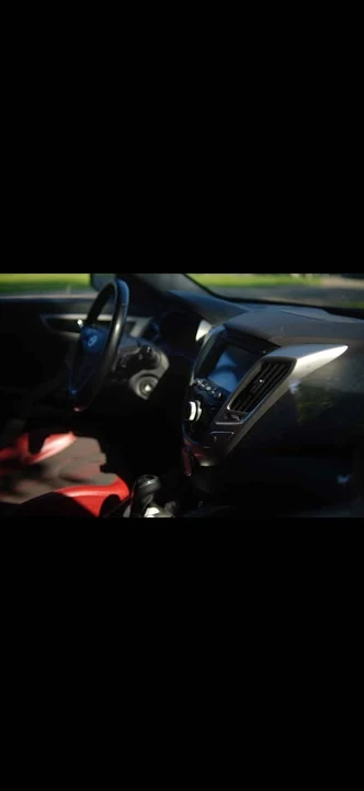 2012 Hyundai Veloster - Image 4 of 4