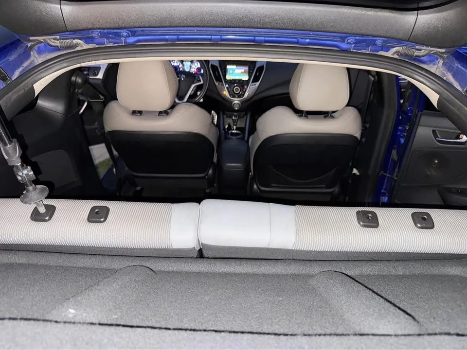 2012 Hyundai Veloster - Image 14 of 16