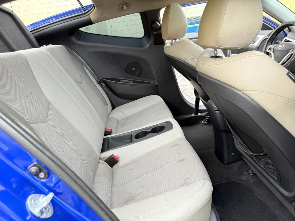 2012 Hyundai Veloster - Image 12 of 16