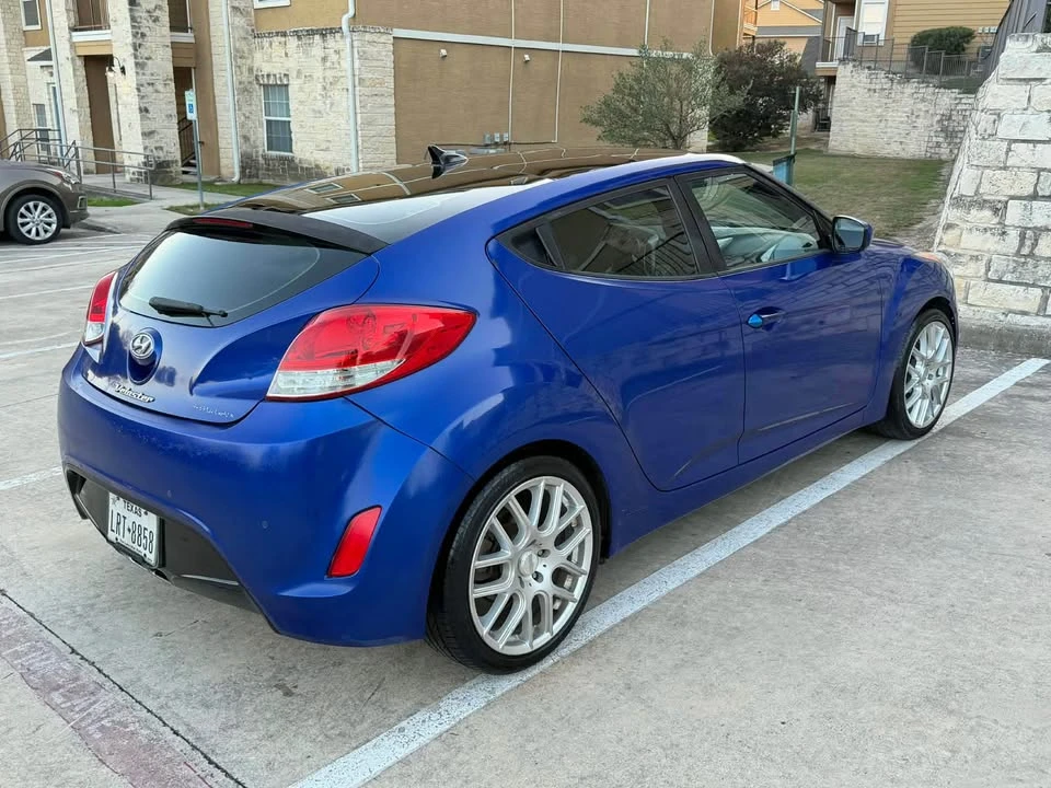 2012 Hyundai Veloster - Image 5 of 9