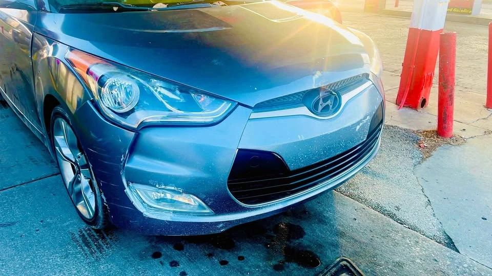 2012 Hyundai Veloster - Image 2 of 6