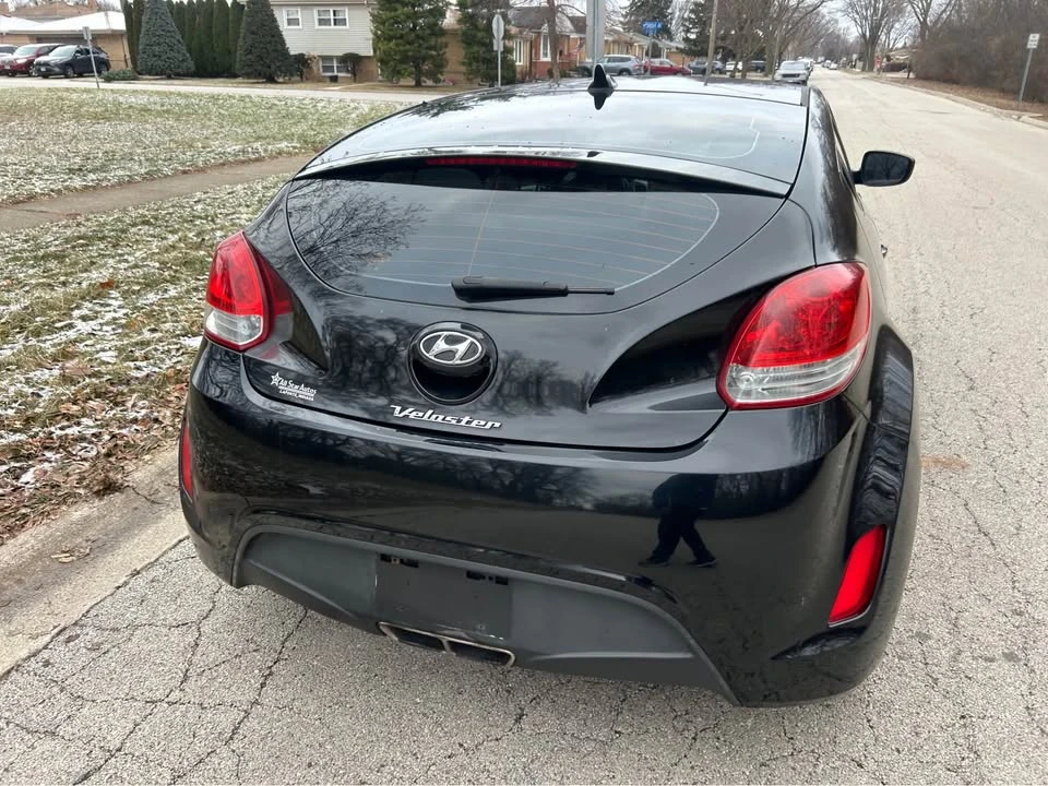 2012 Hyundai Veloster - Image 8 of 16