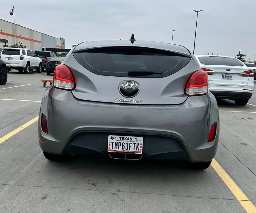 2012 Hyundai Veloster - Image 9 of 10