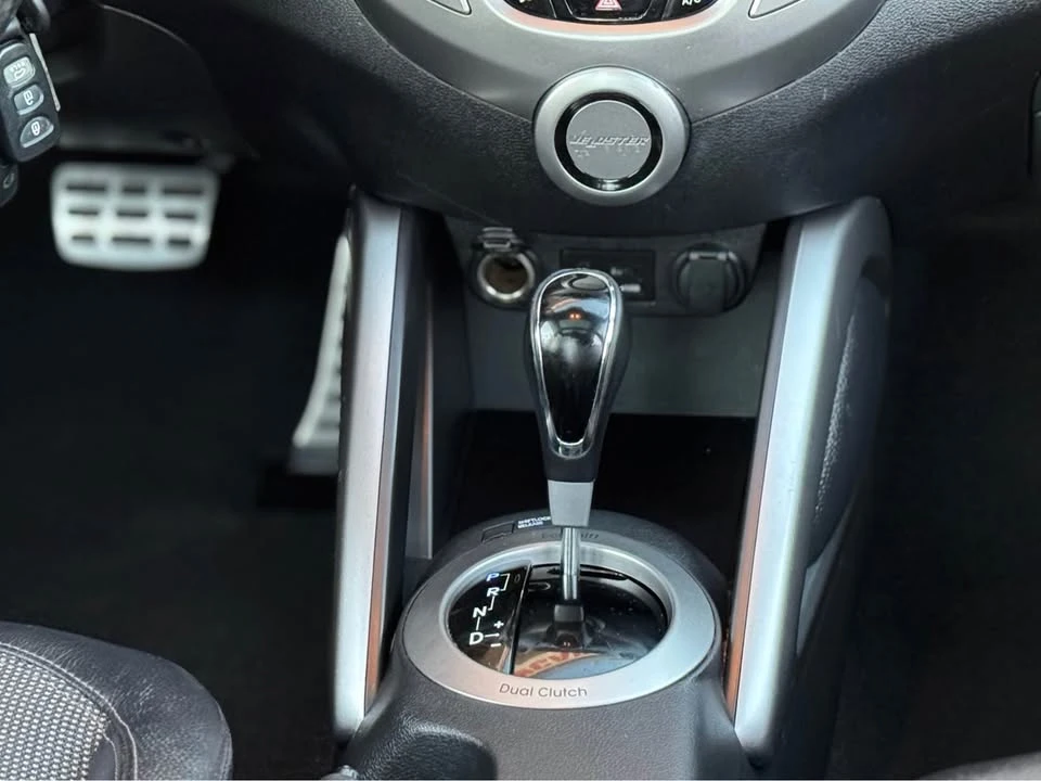 2012 Hyundai Veloster - Image 16 of 19