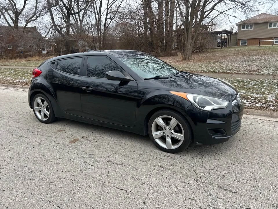 2012 Hyundai Veloster - Image 3 of 18