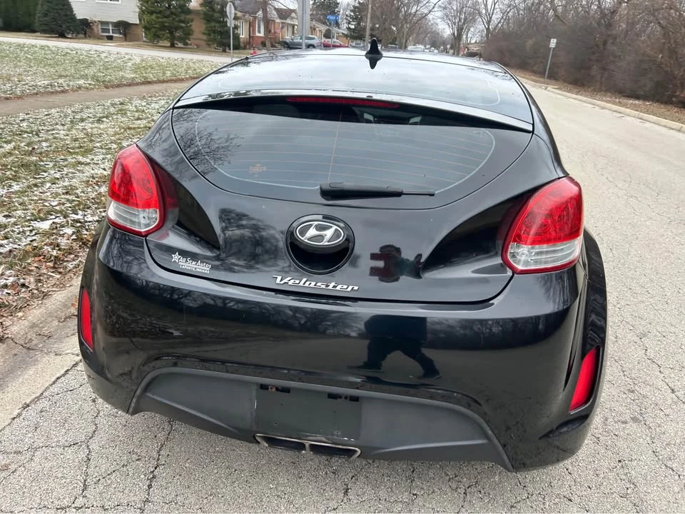 2012 Hyundai Veloster - Image 6 of 18