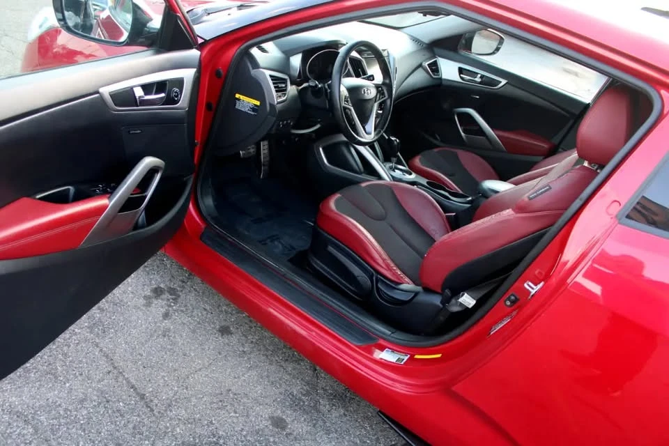 2012 Hyundai Veloster - Image 11 of 19