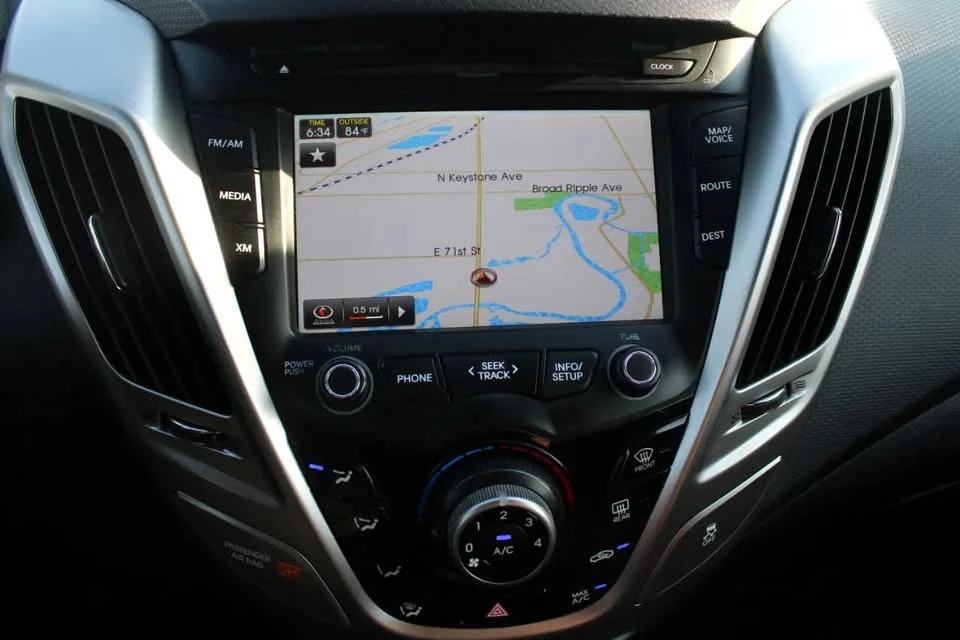 2012 Hyundai Veloster - Image 17 of 19