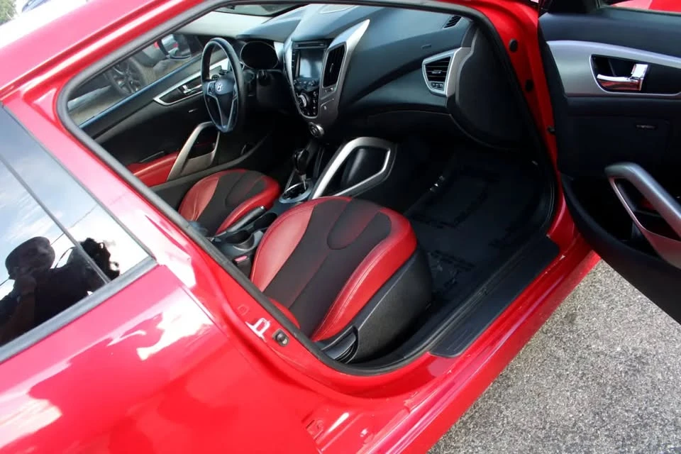2012 Hyundai Veloster - Image 7 of 19