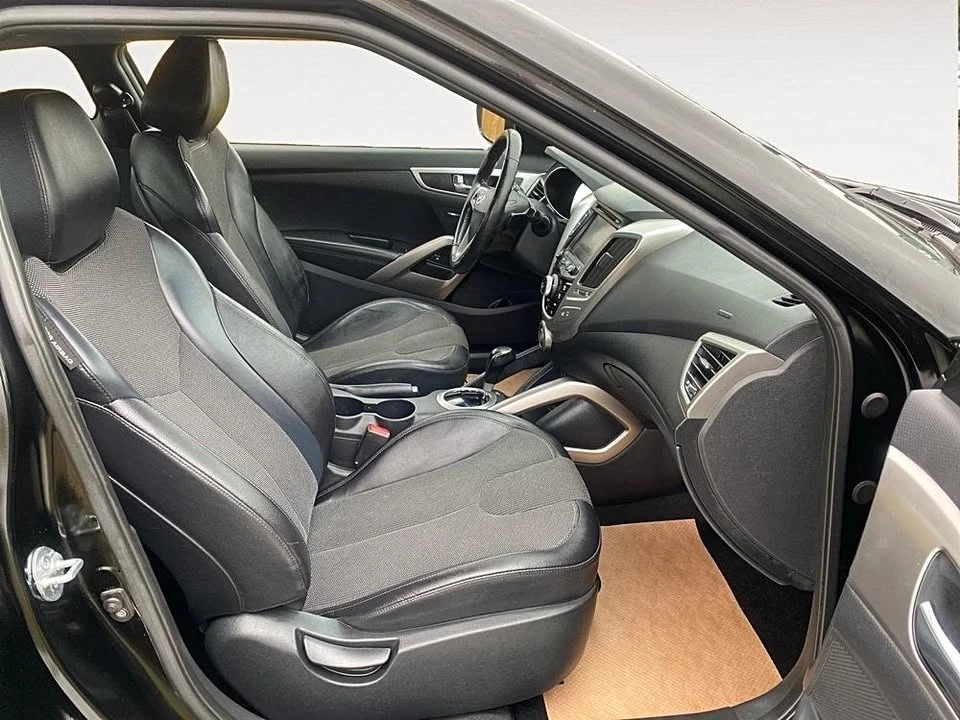 2012 Hyundai Veloster - Image 10 of 16