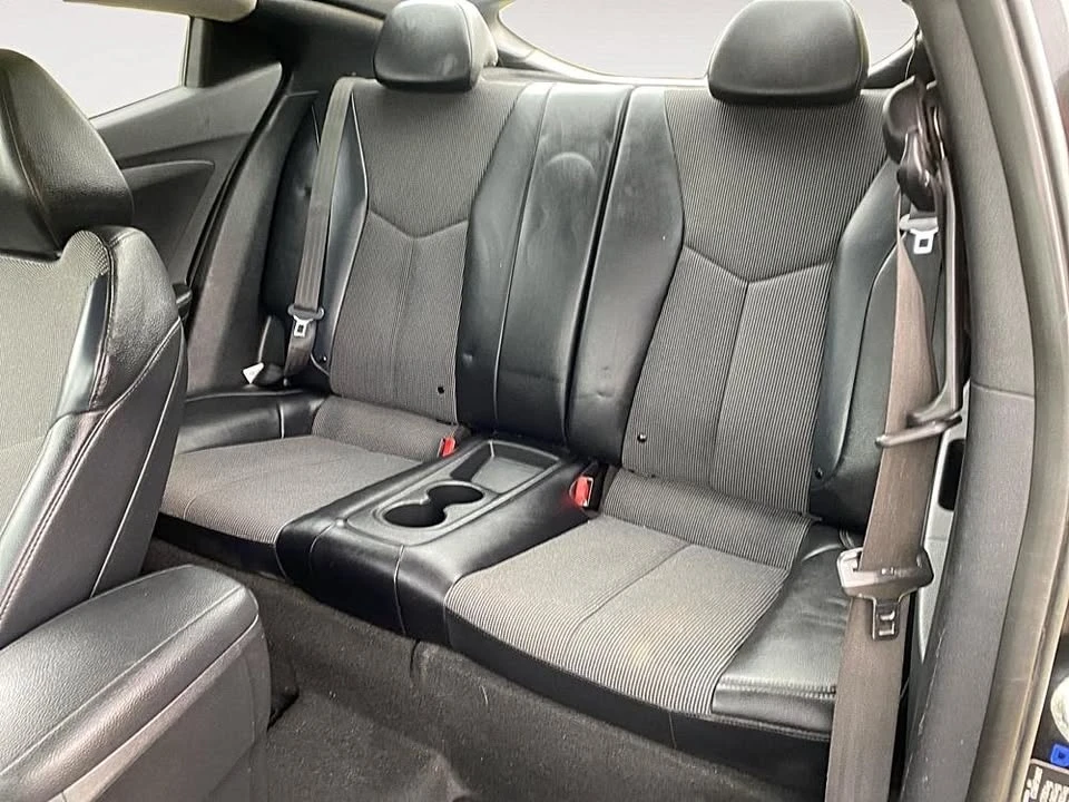 2012 Hyundai Veloster - Image 14 of 16