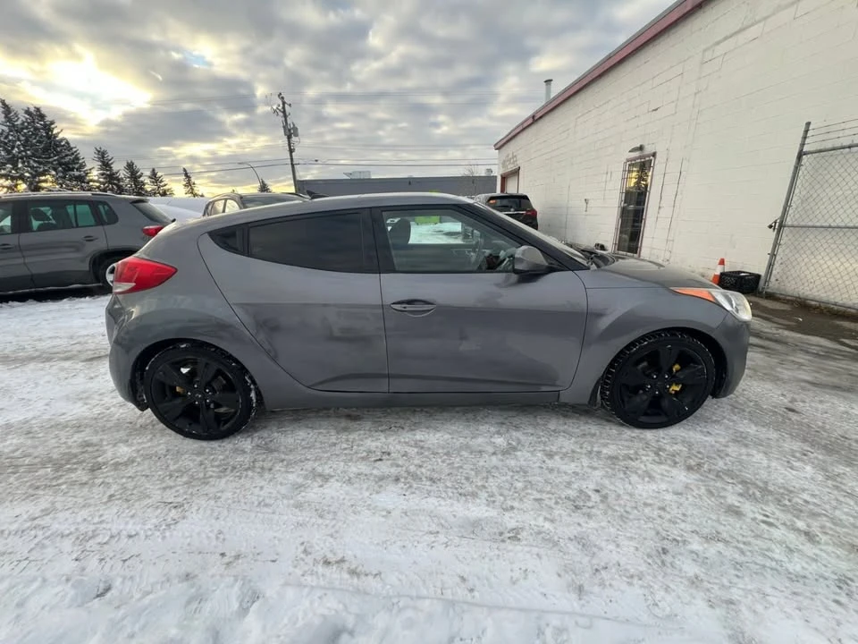 2012 Hyundai Veloster - Image 4 of 18