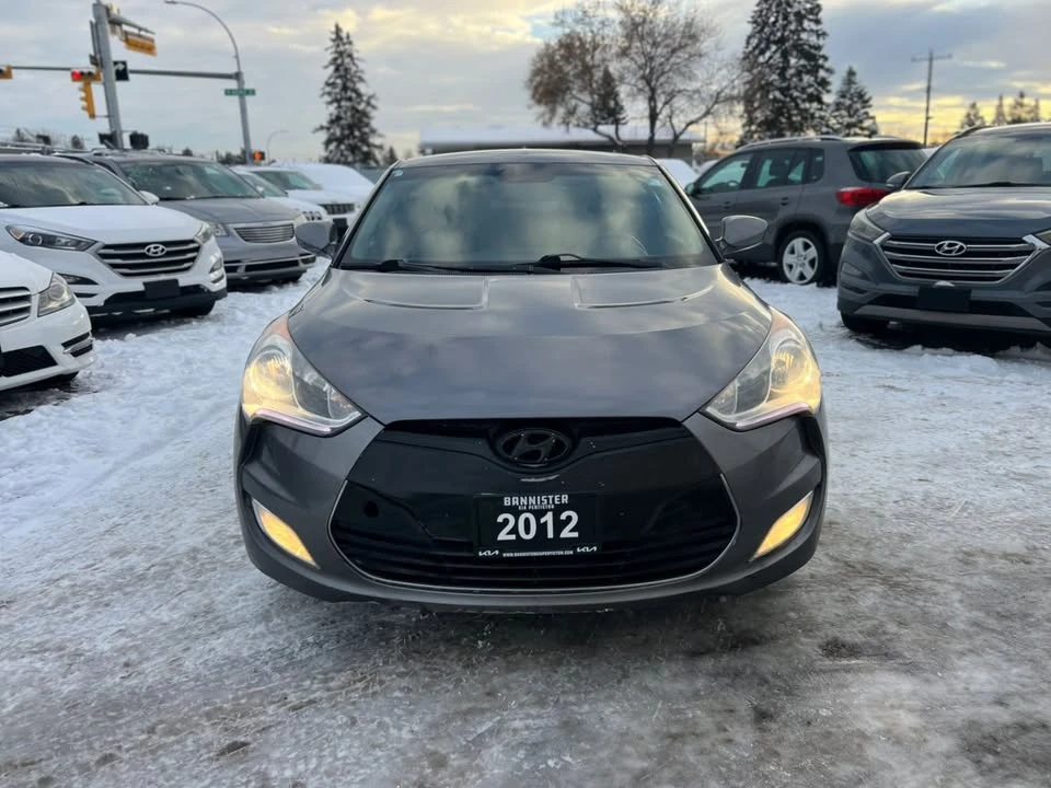2012 Hyundai Veloster - Image 2 of 18