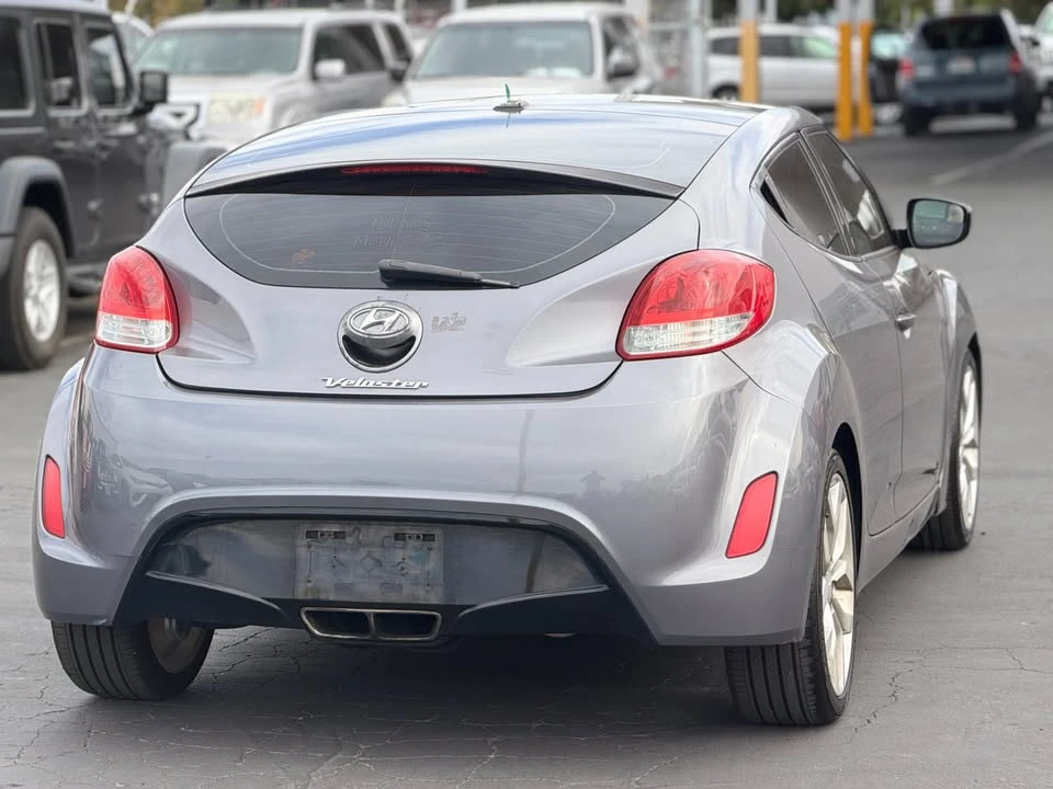 2012 Hyundai Veloster - Image 5 of 11