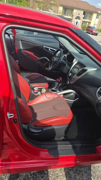 2012 Hyundai Veloster - Image 5 of 6