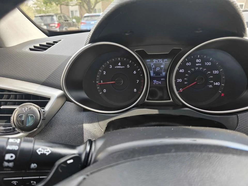 2012 Hyundai Veloster - Image 6 of 6