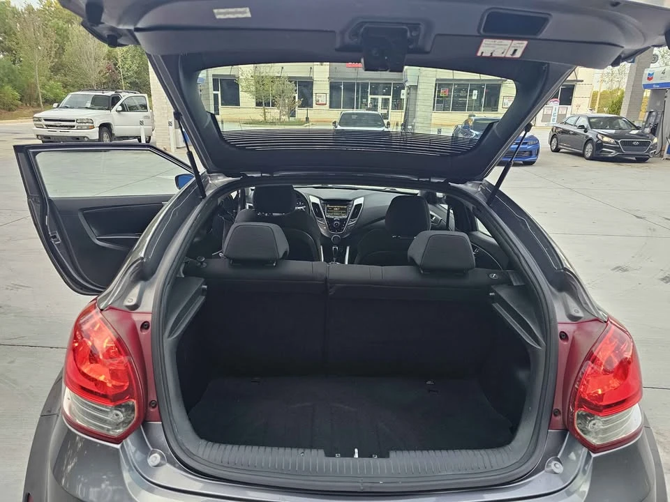 2012 Hyundai Veloster - Image 15 of 19