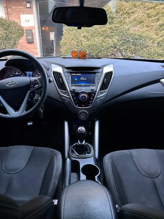 2012 Hyundai Veloster - Image 3 of 14