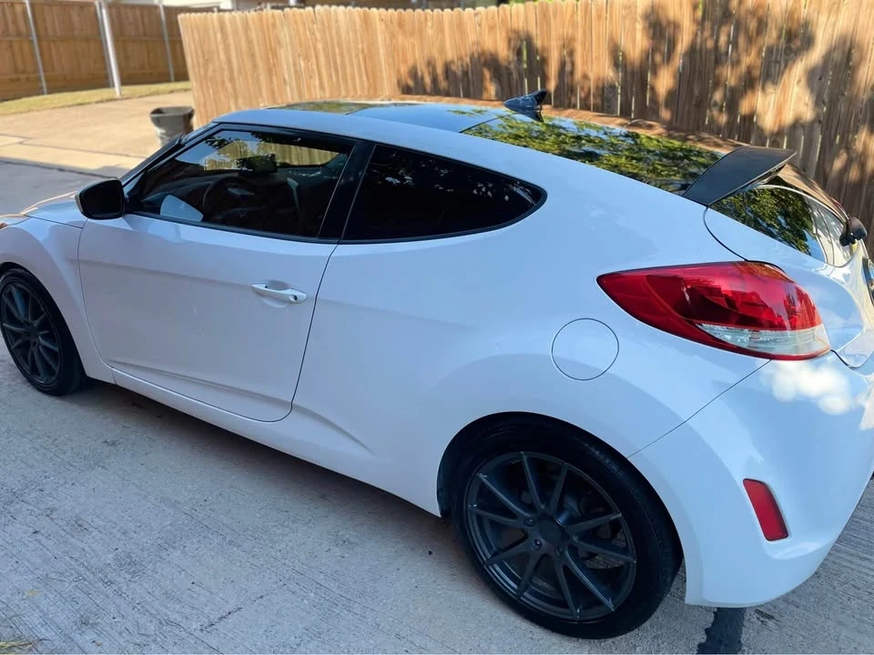 2012 Hyundai Veloster - Image 5 of 13
