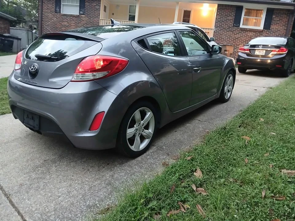 2012 Hyundai Veloster - Image 7 of 9