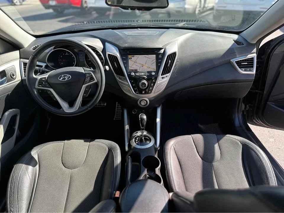 2012 Hyundai Veloster - Image 12 of 16