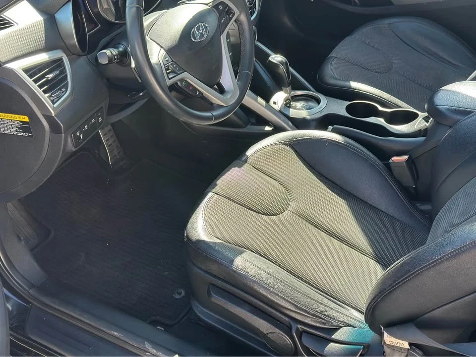 2012 Hyundai Veloster - Image 9 of 16